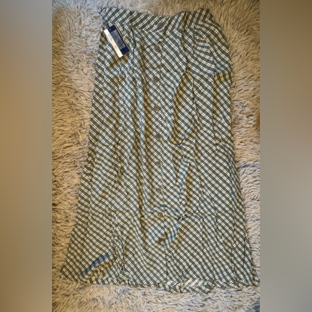Brand New Charter Club skirt size 8 - 100% Rayon